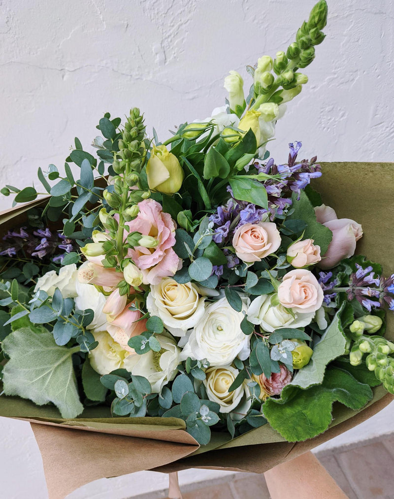 Seasonal Flower Bouquet: Lush Wrap