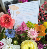 Seasonal Flower Arrangement: The Midi