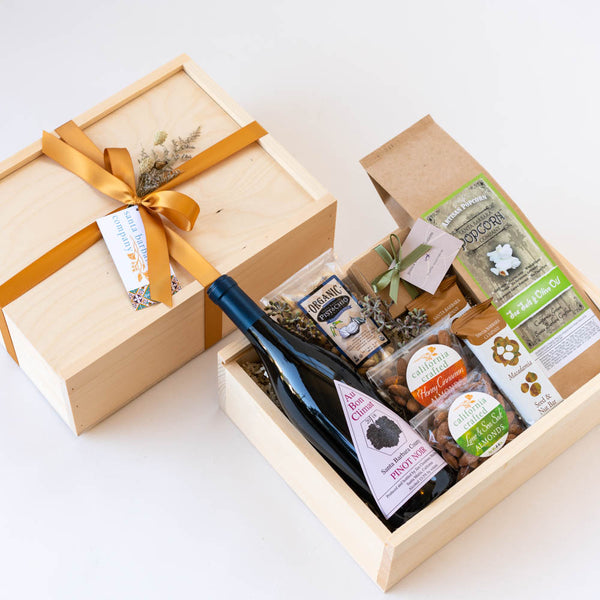 ABUNDANT WINE GIFT BOX with closed wooden box with ribbon
