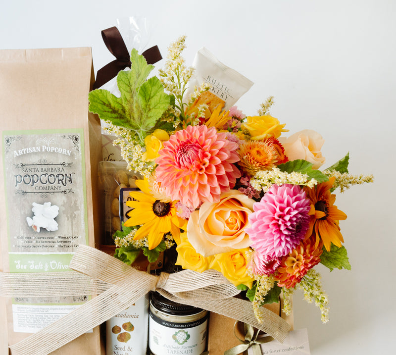 Seasonal Flowers: Darling Arrangement